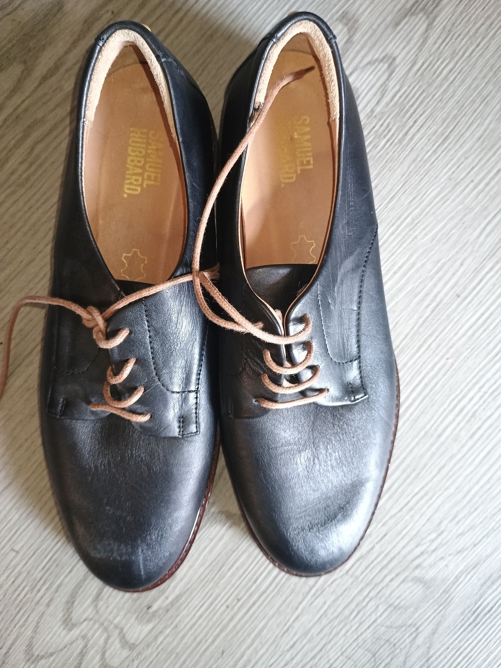 Samuel Hubbard Black Leather Lace-Up Oxfords 7.5